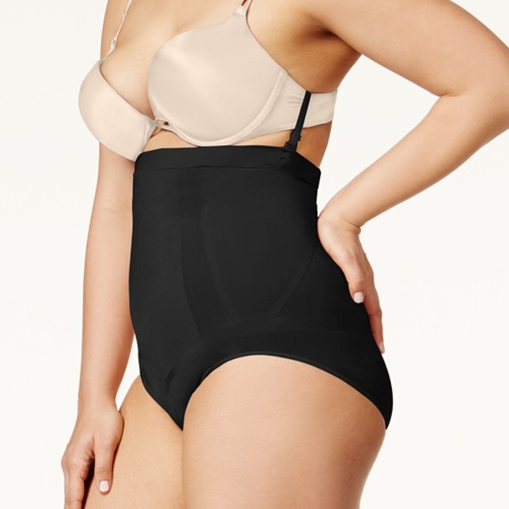 SPANX Women's Plus Size OnCore High-Waisted Brief